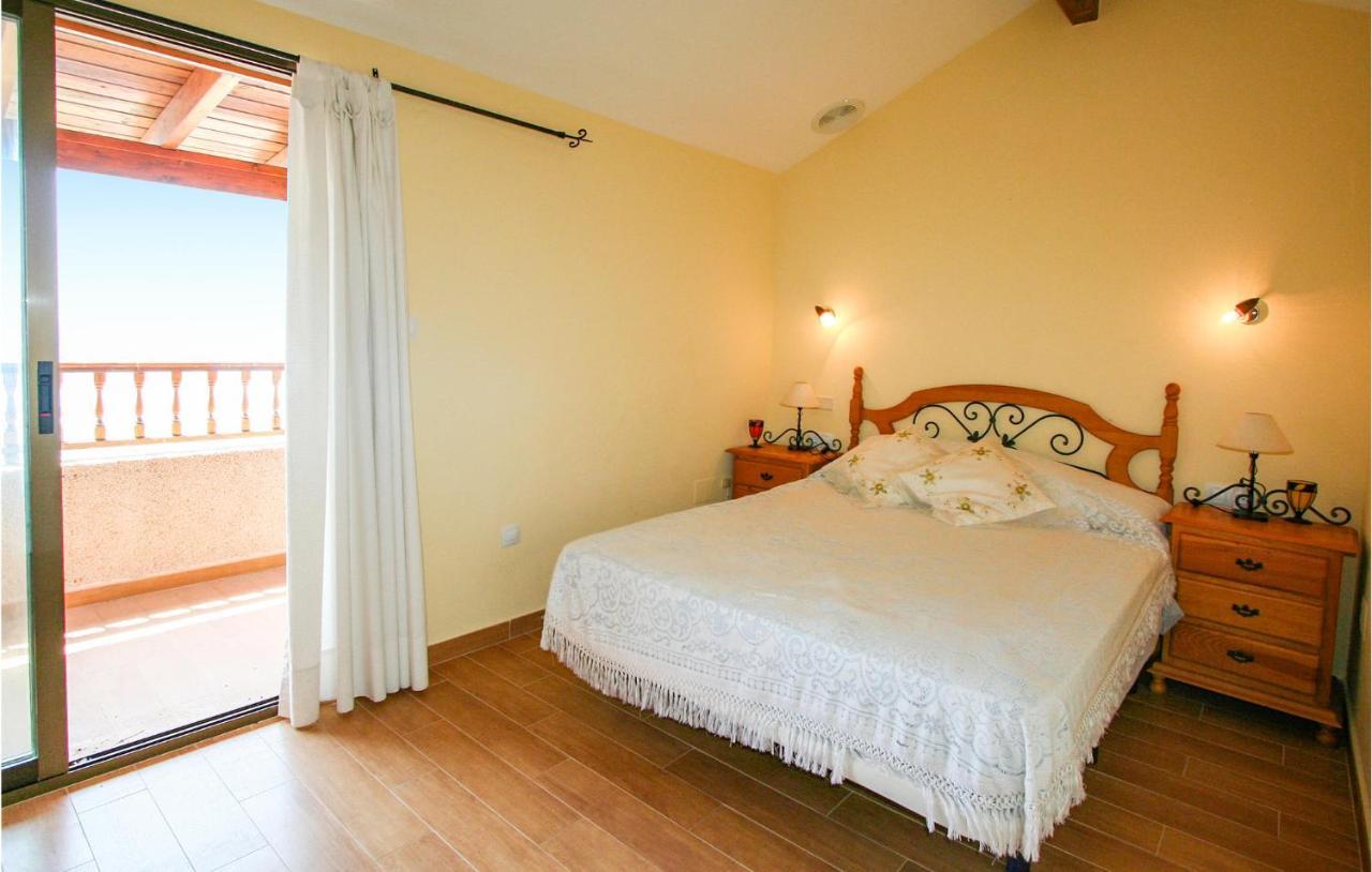 Lovely Home In Santa Pola With House Sea View Extérieur photo